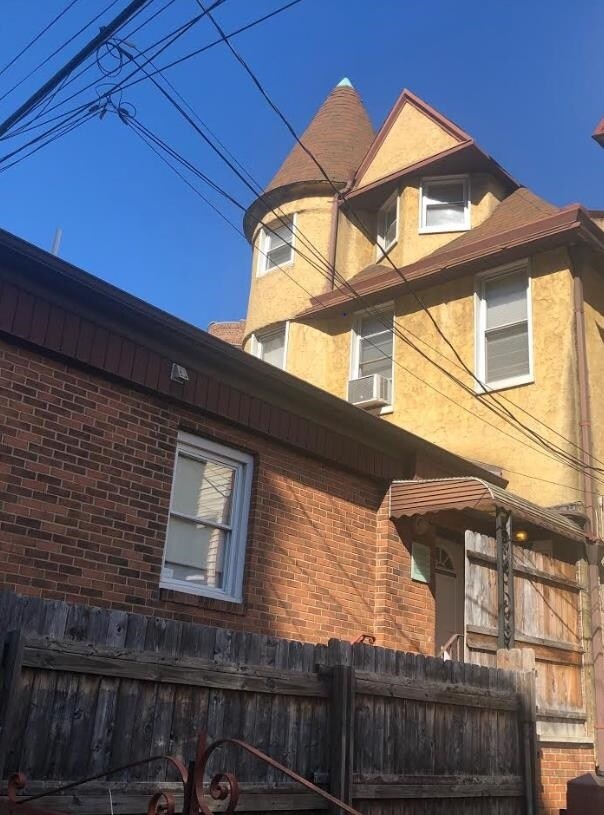 312 Academy St Unit 1, Jersey City, NJ 07306 Room for Rent in Jersey