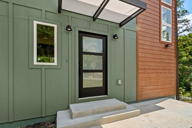 Foto del edificio - 2 Brightling Ln