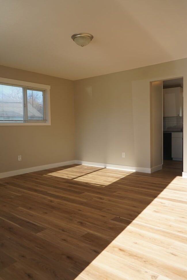 Foto del edificio - 1410 E 30th St