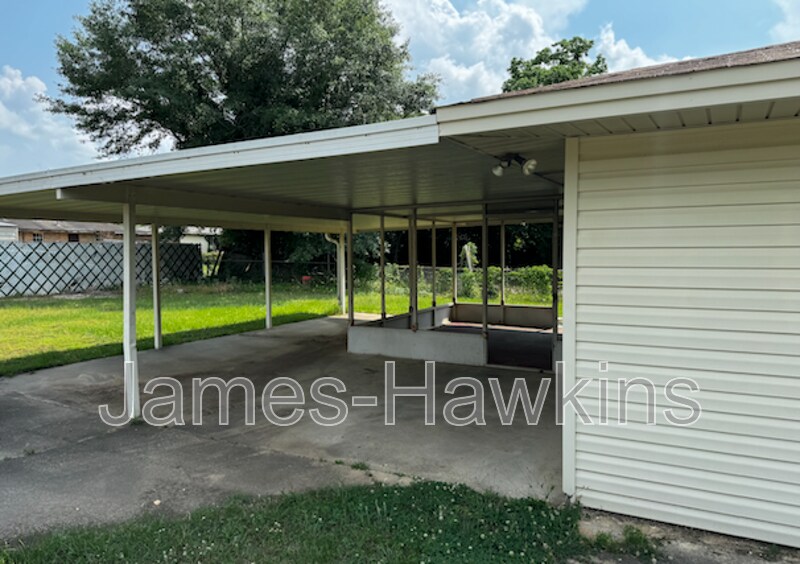 Foto del edificio - 940 Pebblebrook Dr