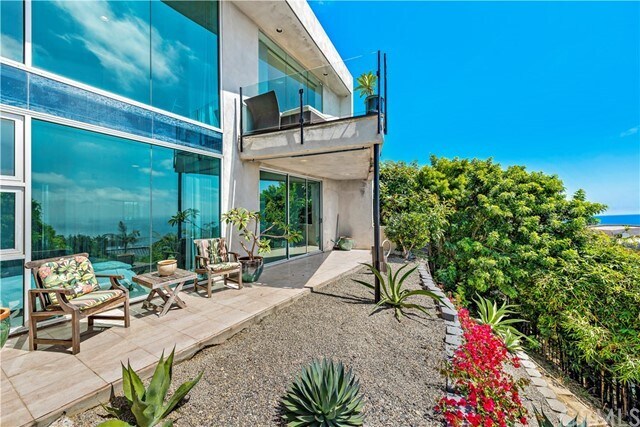 Building Photo - 1345 Coral Dr