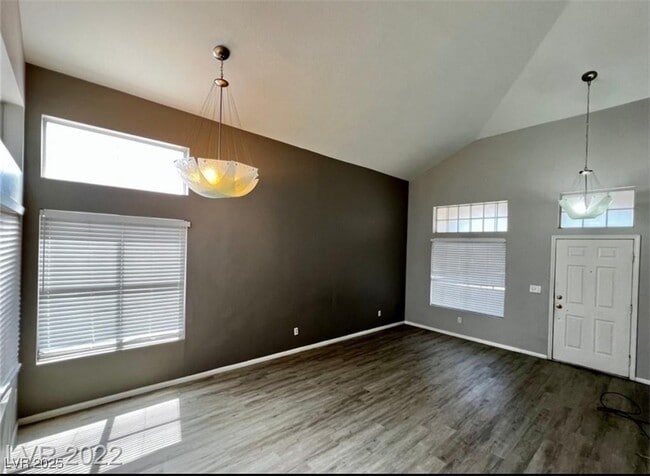 Building Photo - 340 Rancho Del Norte Dr