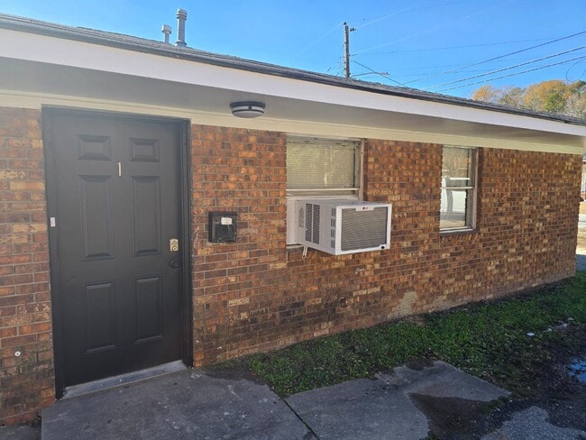 Building Photo - 782 Terminal Ct