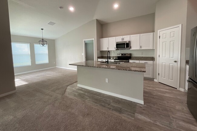 Foto del edificio - 12776 Tannencrest Dr