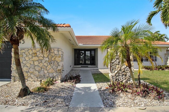 Building Photo - 945 Bal Harbor Blvd