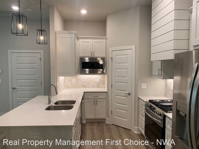 Foto del edificio - 3 br, 3.5 bath House - 1616 S Price Avenue