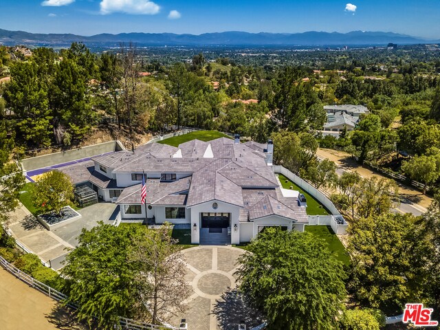 Primary Photo - 5887 Annie Oakley Rd