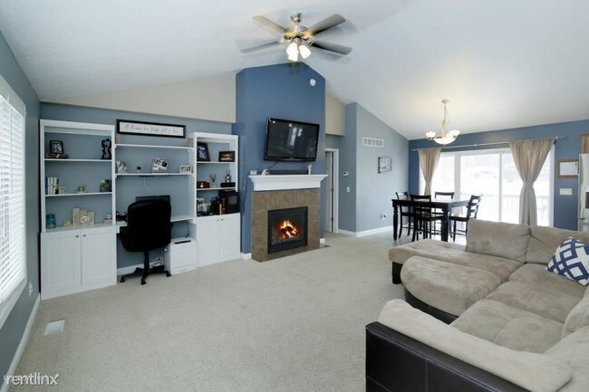 Foto del edificio - 3 br, 2 bath House - 1200 Schuring Rd