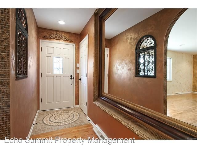 Foto del edificio - 4930 S Clarkson St