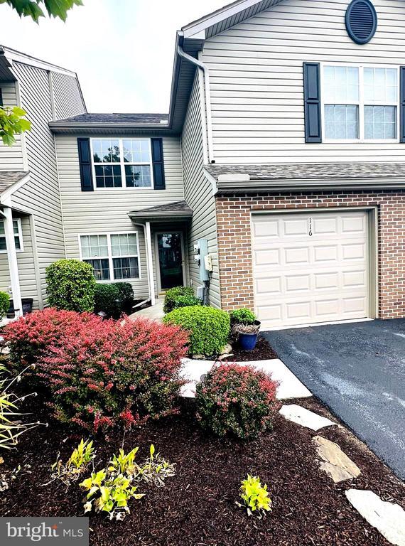 Building Photo - 116 Hawk Ct