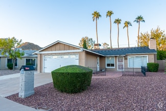 Building Photo - 2706 E Dahlia Dr