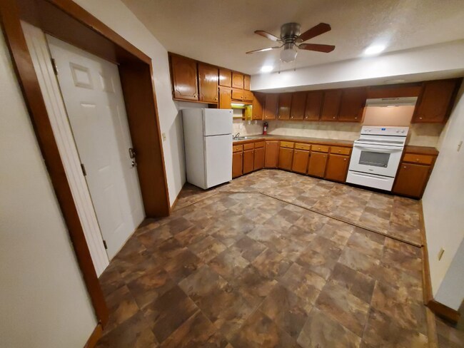 Foto del edificio - 101 Carson Ave