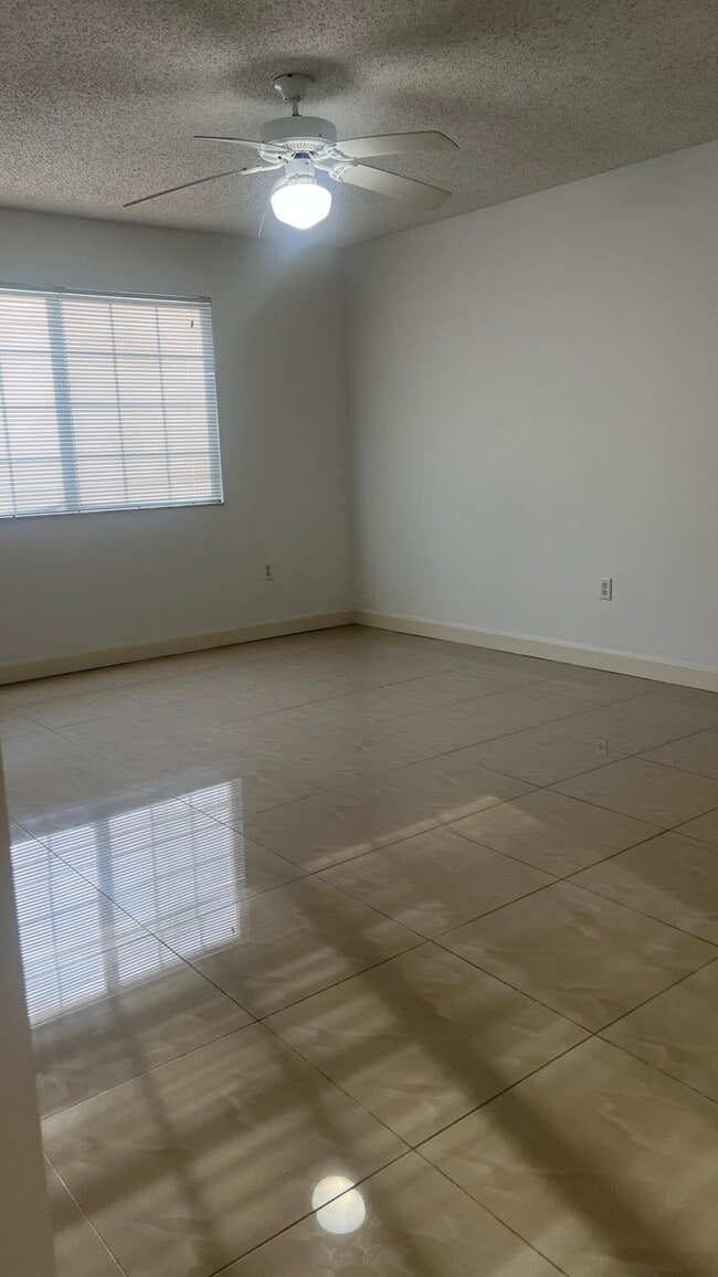 Building Photo - 5021 Wiles Rd
