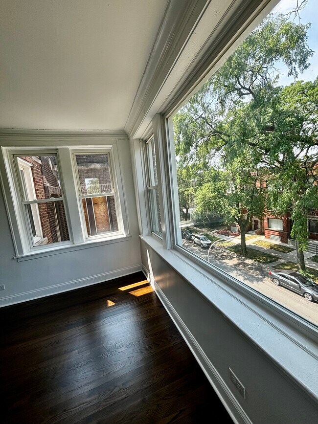 Foto del edificio - 6833 S East End Ave