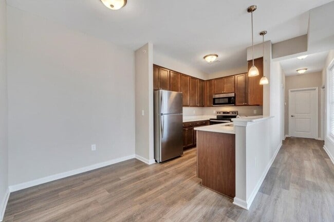 Building Photo - The Pelier