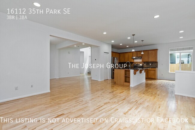 Foto del edificio - Gorgeous 3 bed/2.5 bath home in Bothell