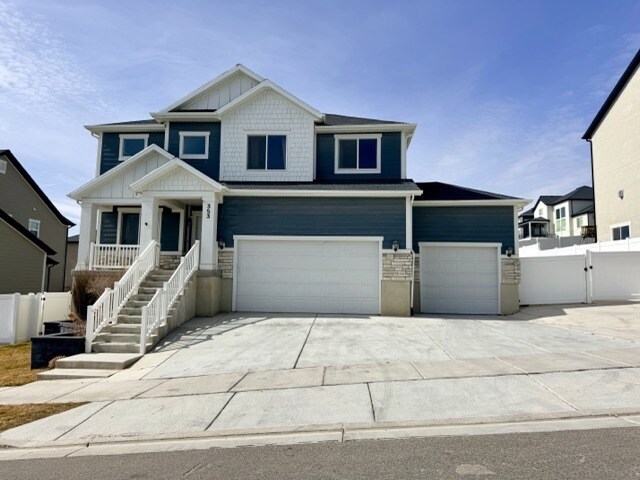 Foto del edificio - 353 N High Ridge Rd