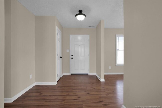 Building Photo - 298 Growers Way