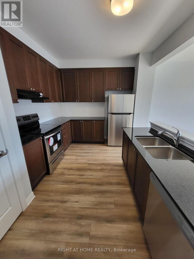 Photo du bâtiment - 514 Rye Grass Wy