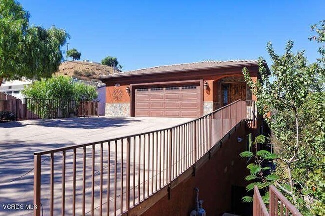 Building Photo - 563 Ventu Park Rd