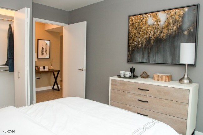 Building Photo - 999 S State St