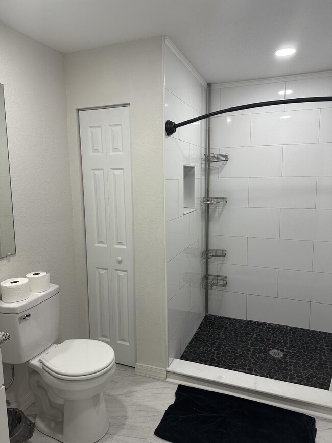 Building Photo - For Rent. Timber Pines 2 Bedroom, 2 Bathro...