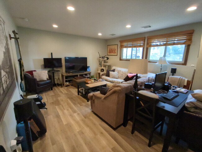 Living Room - 700 Jackson St NE
