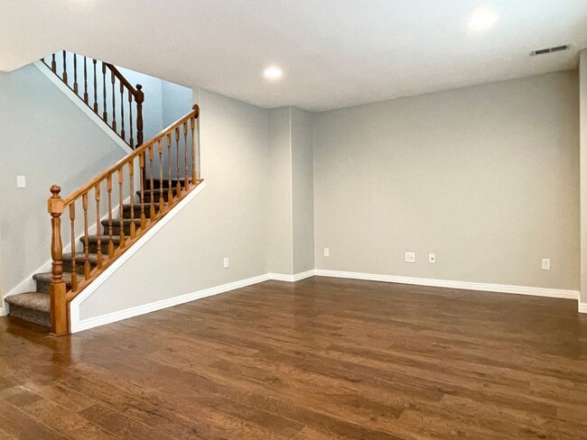 Foto del edificio - 1062 Kettering Dr