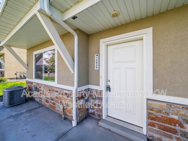 Building Photo - 14844 S Trap Rock Way
