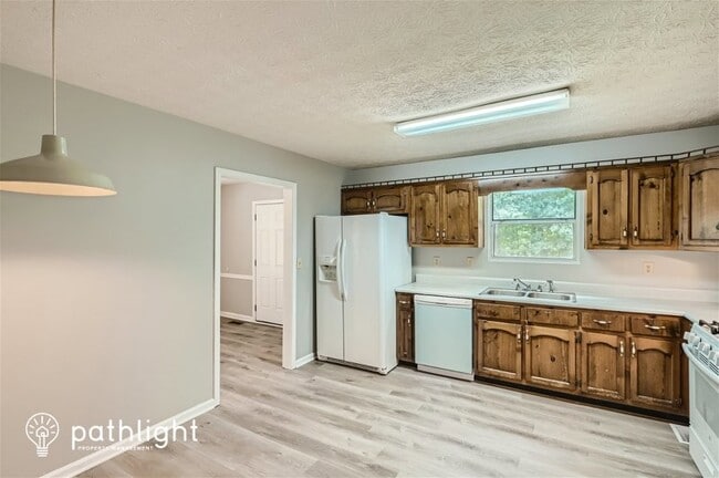 Building Photo - 3699 Bomar Rd, Douglasville, GA, 30135