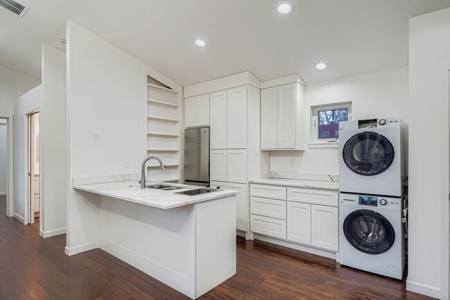 Foto del edificio - 2290 Nicholl St E