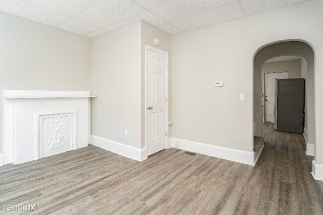 Building Photo - 2 br, 1.5 bath House - 840 Blossom Way