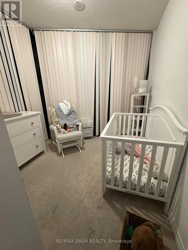 Photo du bâtiment - 12 Yonge St