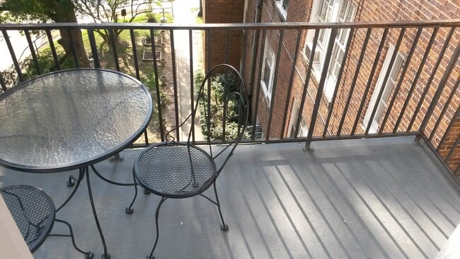 Interior Photo - The Massee Apartments