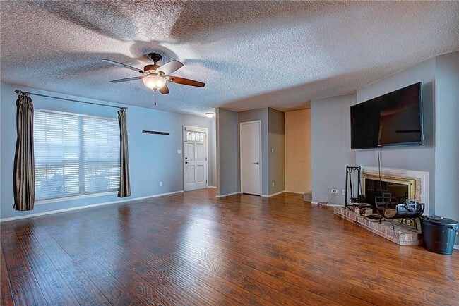 Foto del edificio - 6613 Valleyside Rd