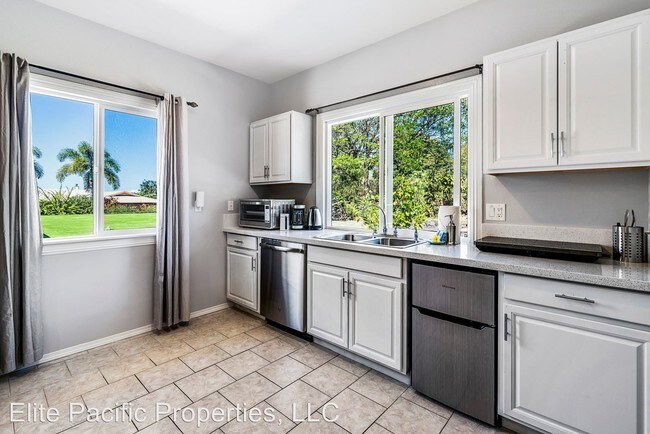 Building Photo - 2 br, 1 bath House - 74-4904 Kiwi St