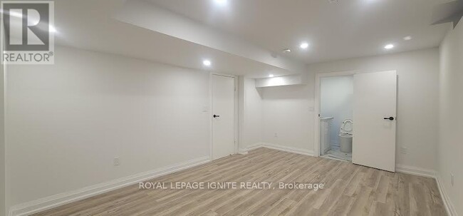 Building Photo - 57 Stormont Trail