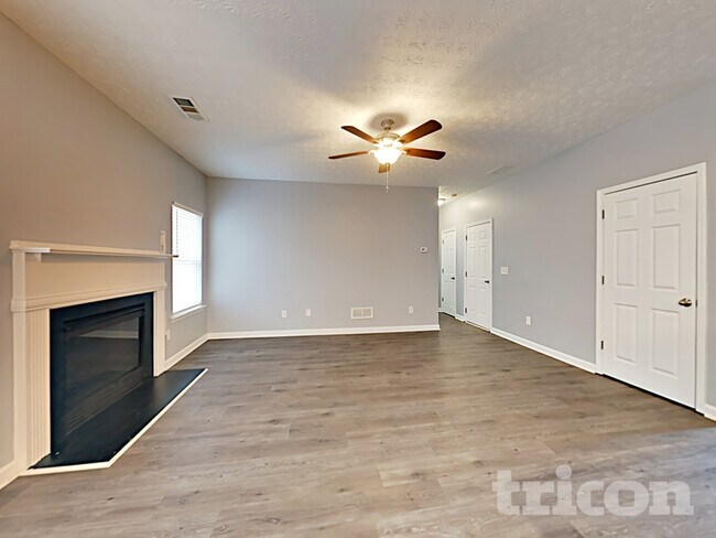 Foto del edificio - 422 Norton Xing