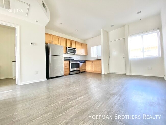 Foto del edificio - 251 Robinson St