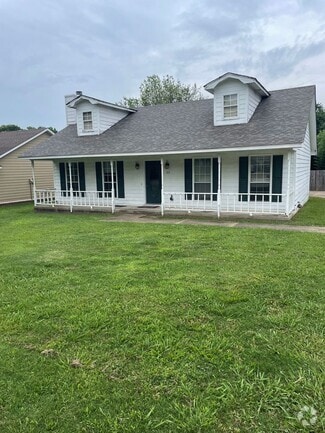 Building Photo - 322 Sagewood Dr