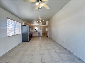 Building Photo - 7100 Village Shore Ct