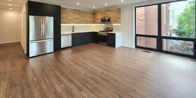 Foto del edificio - 3710 N Kenmore Ave