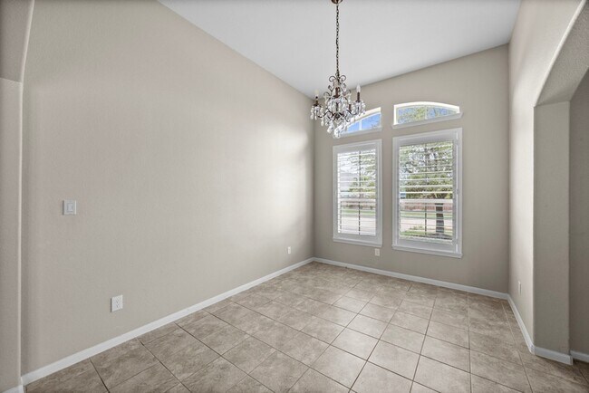 Building Photo - 23831 Villa Lisa Dr