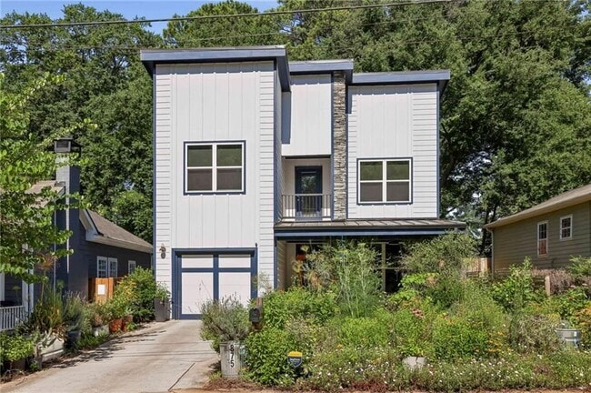 Building Photo - 875 Beryl St SW