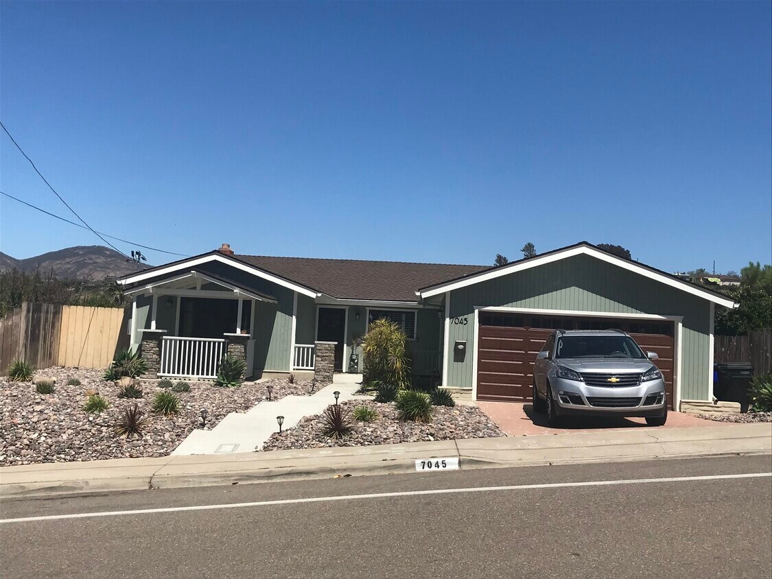 29 Apartments for Rent in Del Cerro, CA Westside Rentals