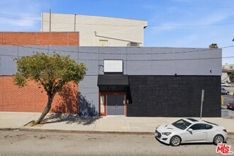 Building Photo - 5401 Alvern Cir