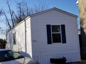 Building Photo - 300 Wildel Ave