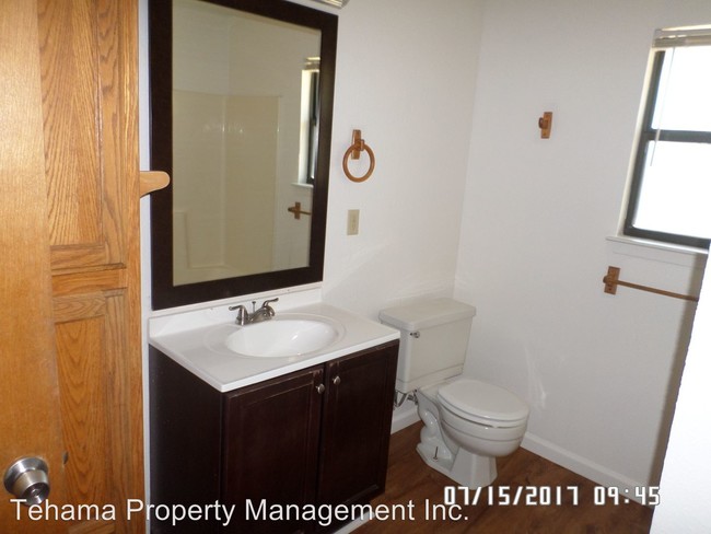 Building Photo - 1525 3rd St