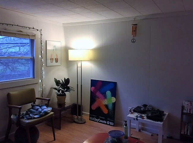 Foto del edificio - 347 1/2 S Davisson St