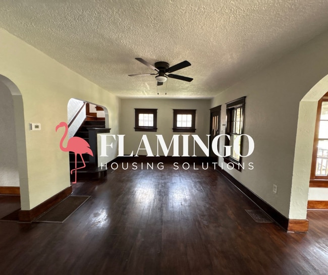 Photo - Spacious 3-Bedroom Home with Central Air & Garage in Dayton